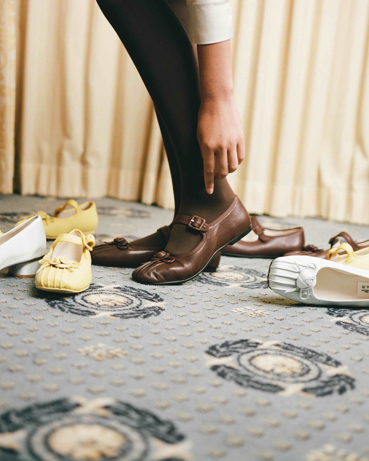 Rosette Leather Mary Janes - Saddle