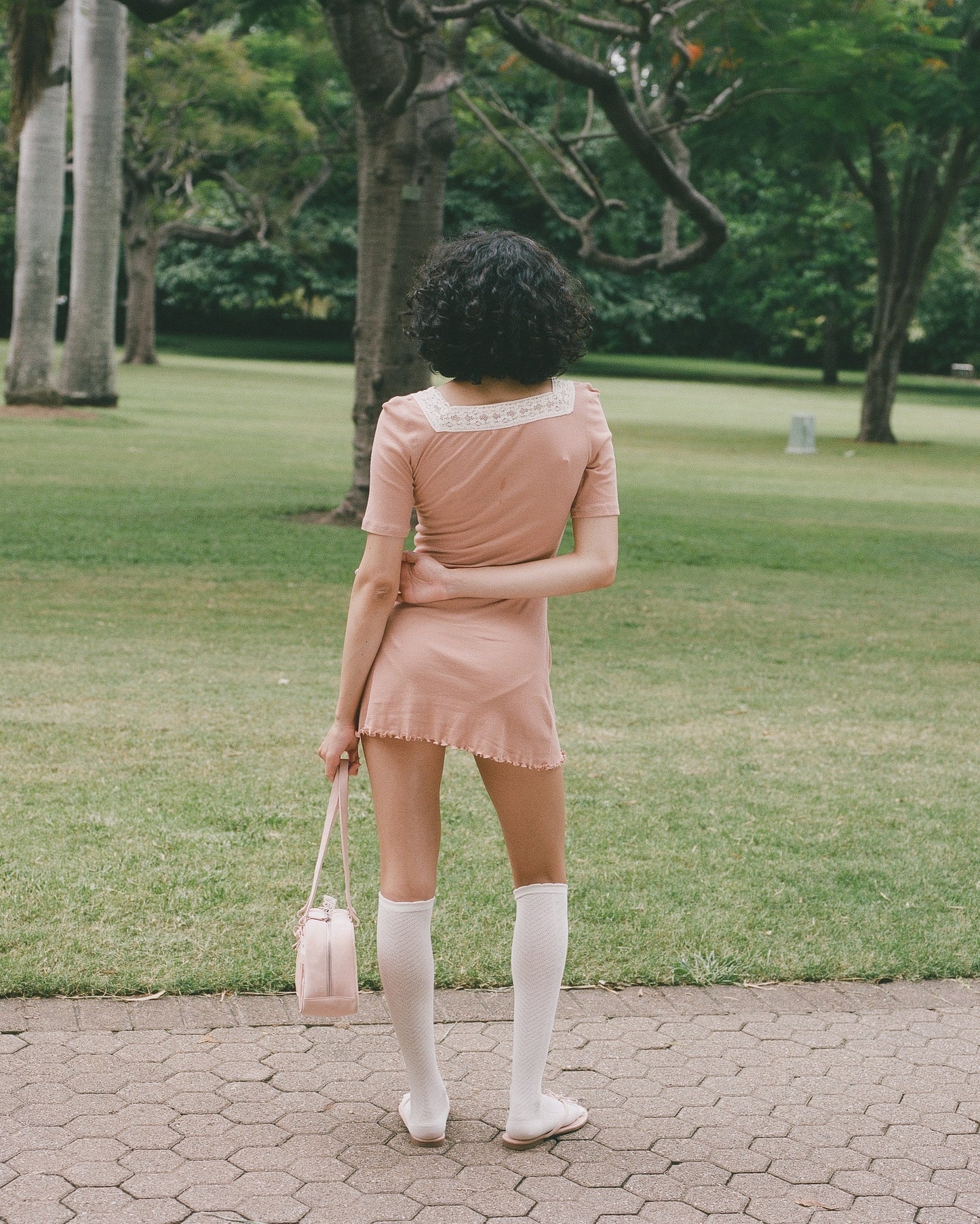 Knit Lace Knee Tabi Socks