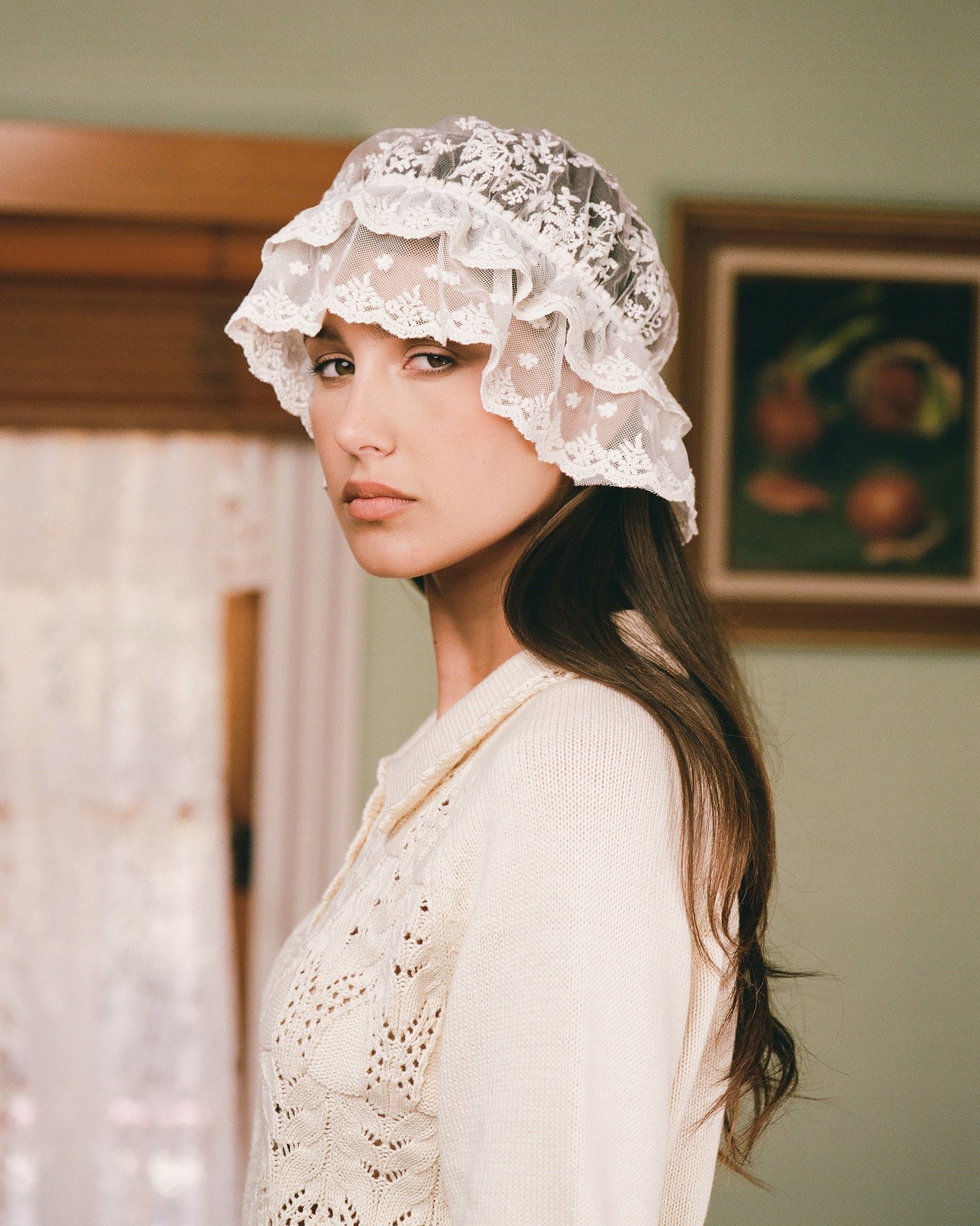 Lace Bonnet - Porcelain