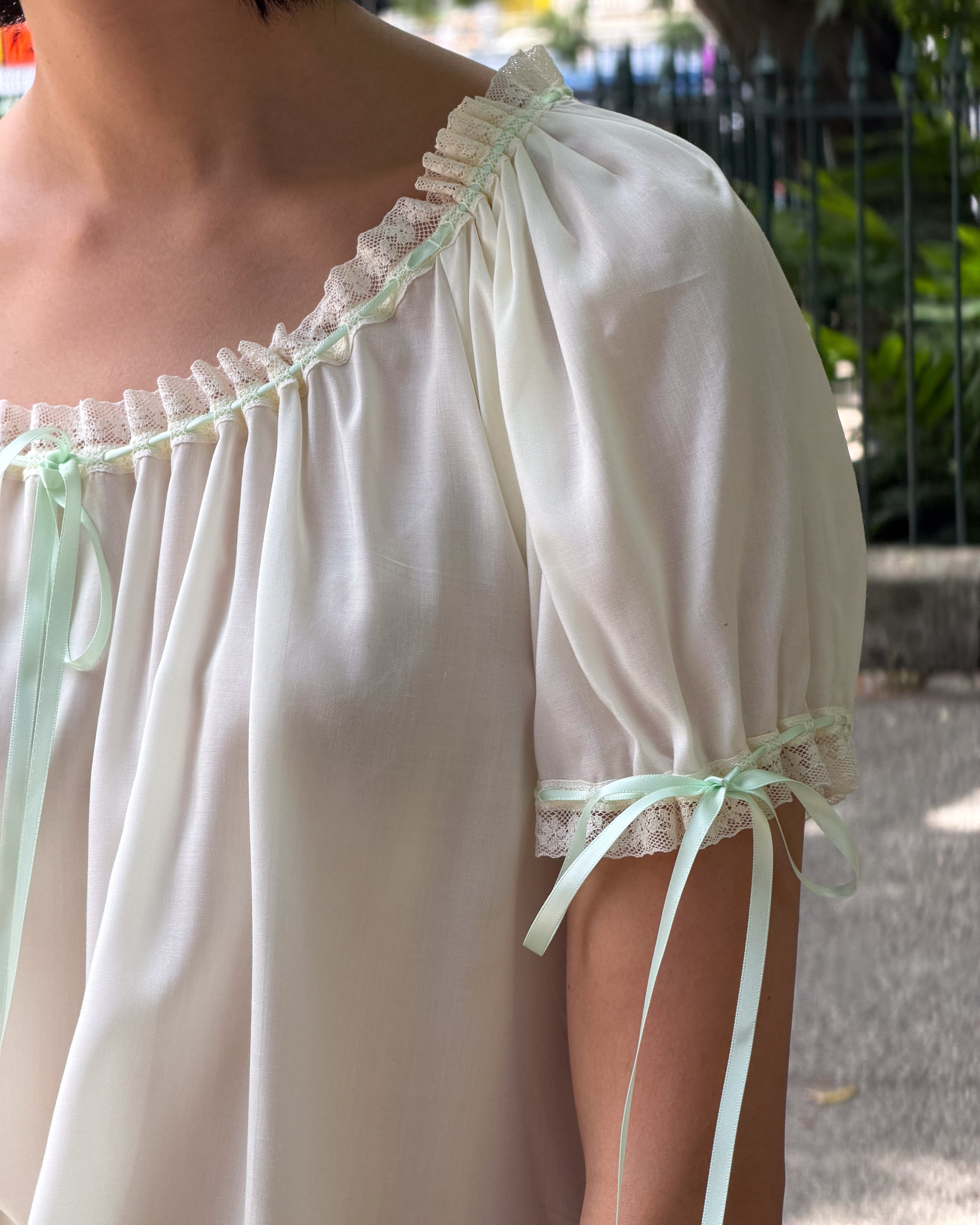 Tops: Aurelie Blouse - Vintage White - My mum made it – MY MUM MADE IT