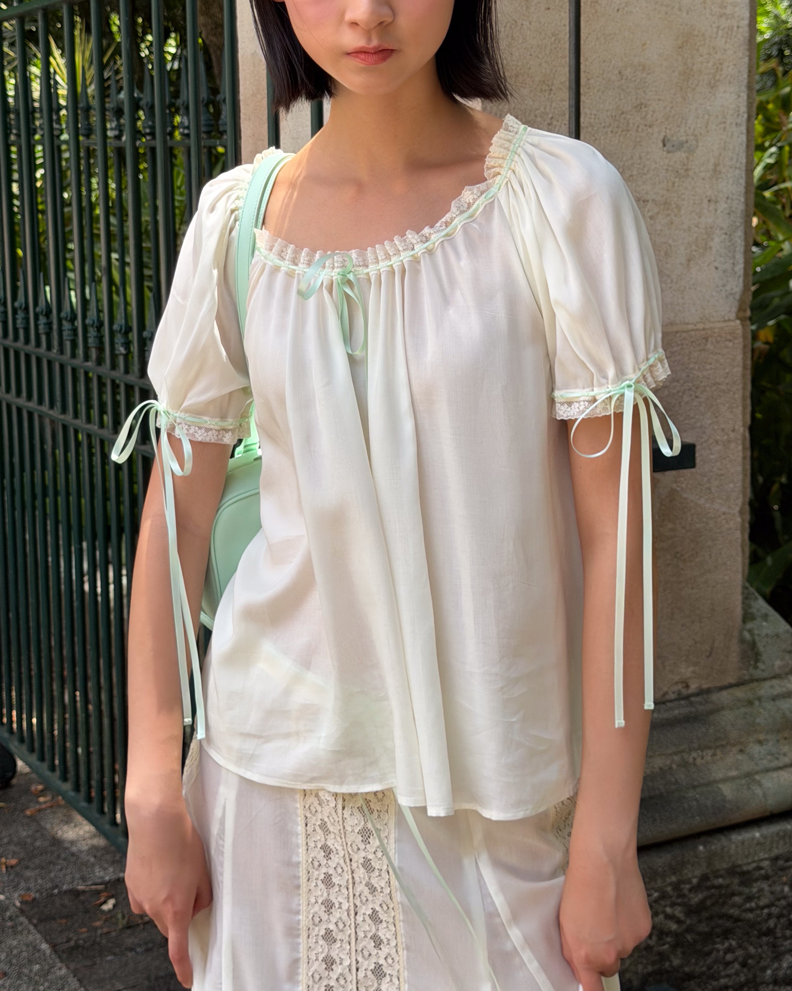 Tops: Aurelie Blouse - Vintage White - My mum made it – MY MUM MADE IT