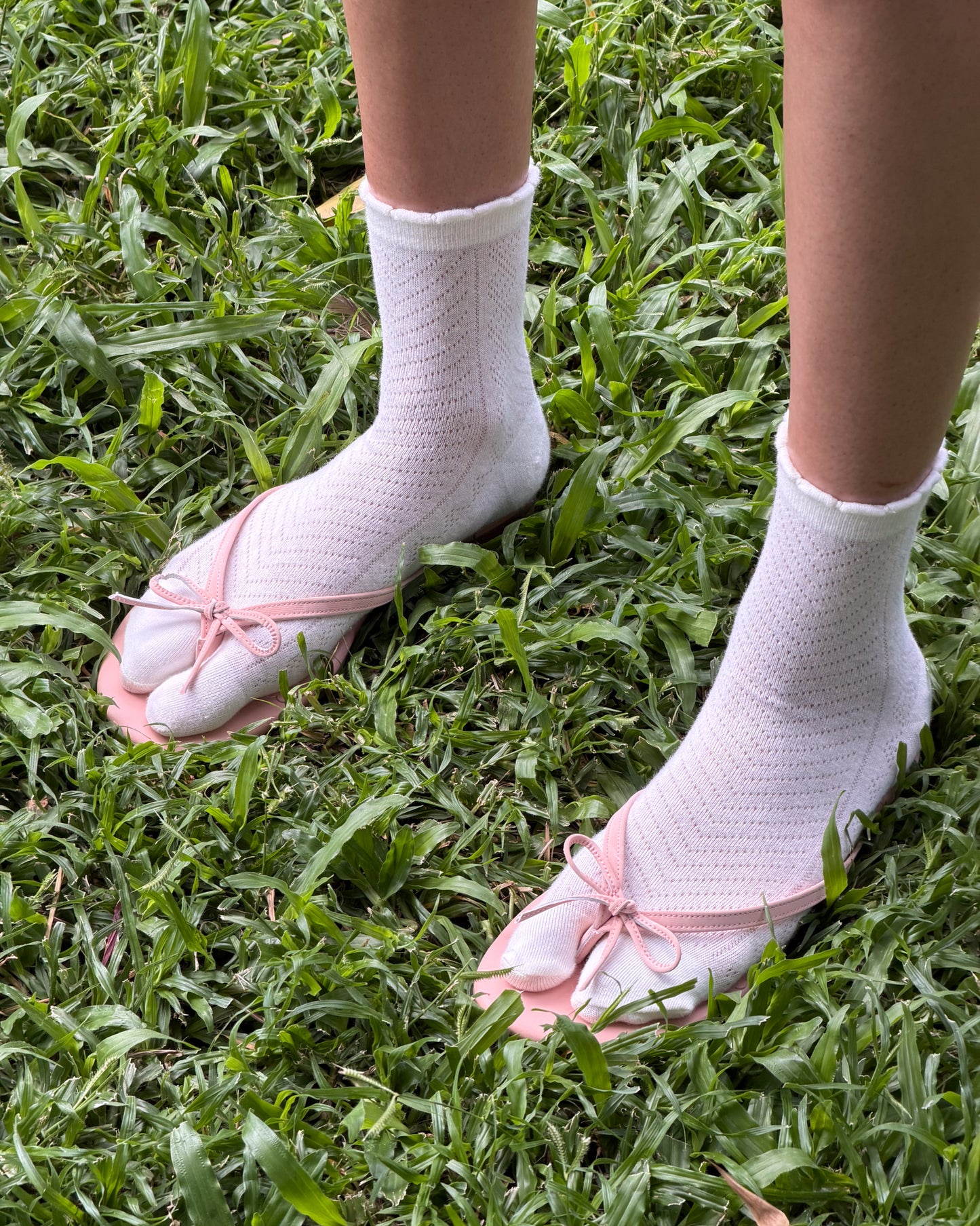 Knit Lace Ankle Tabi Socks