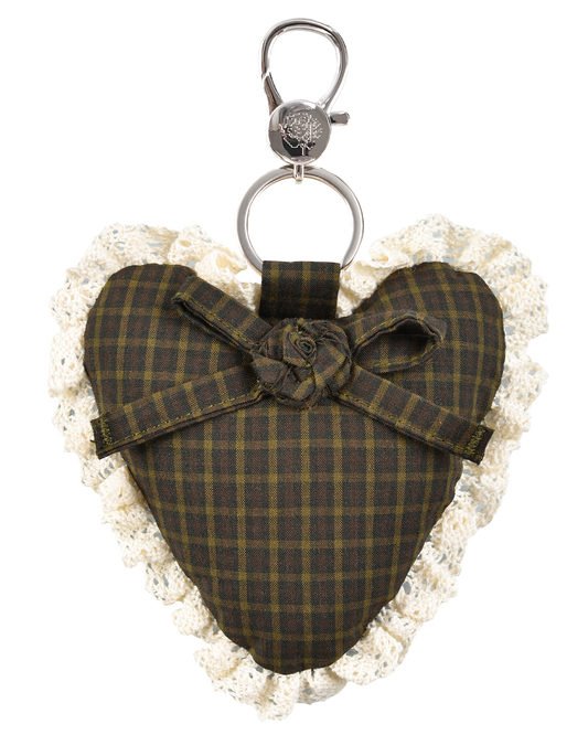 Rosette Heart Keychain - Ivy Check