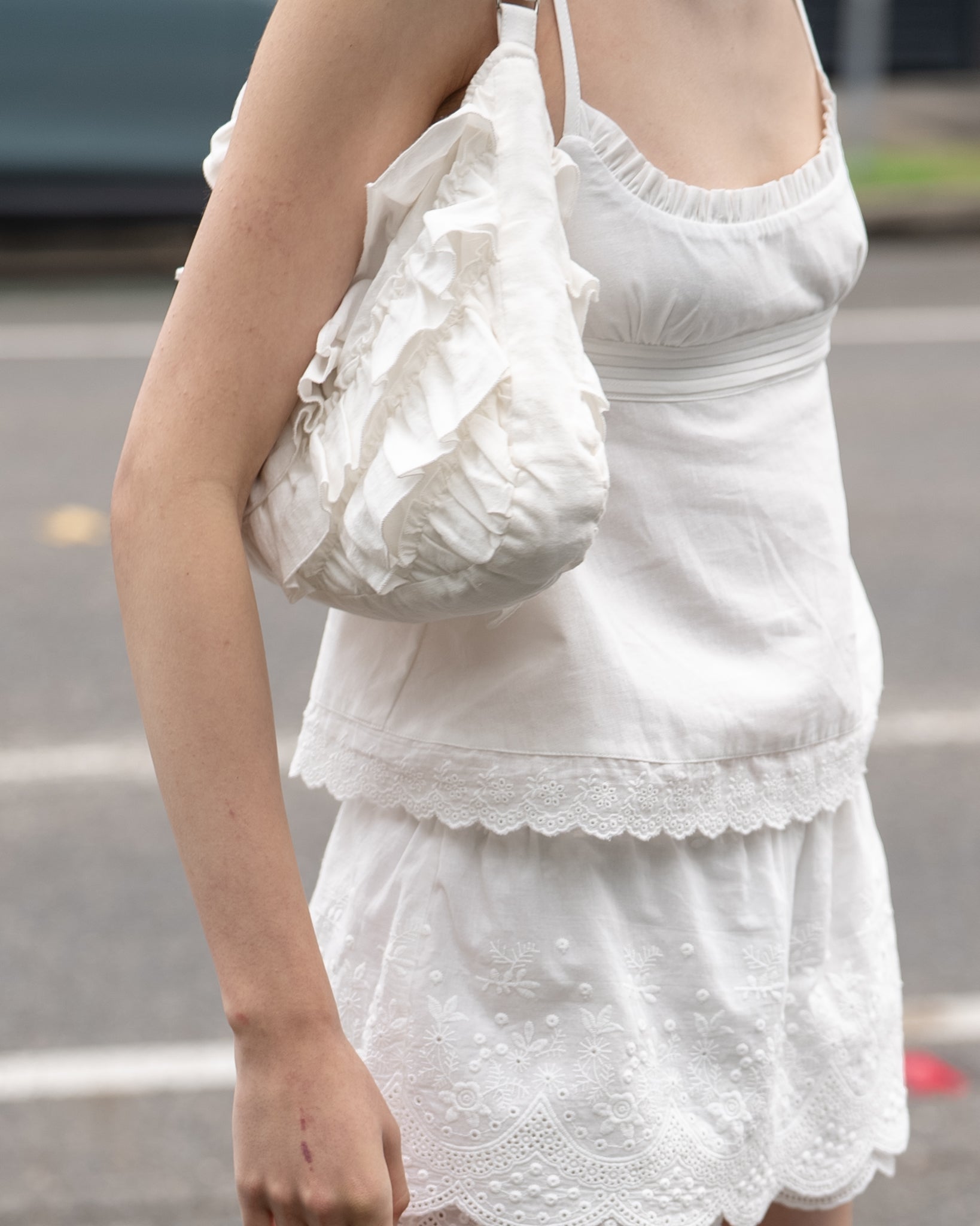 My Mum Made It - White Linen Frill Bag