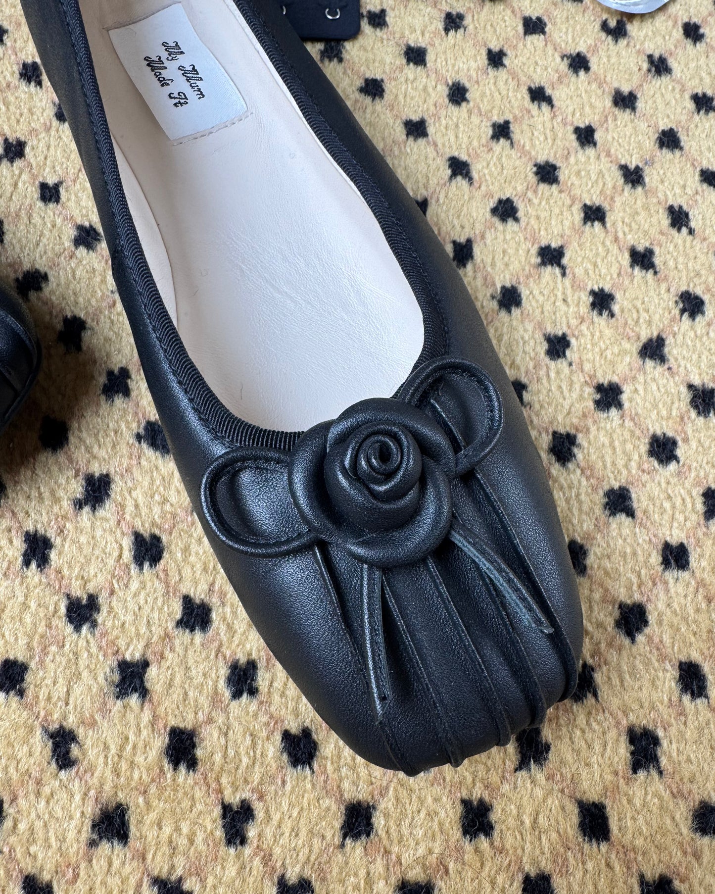 Rosette Ballet Flats - Black