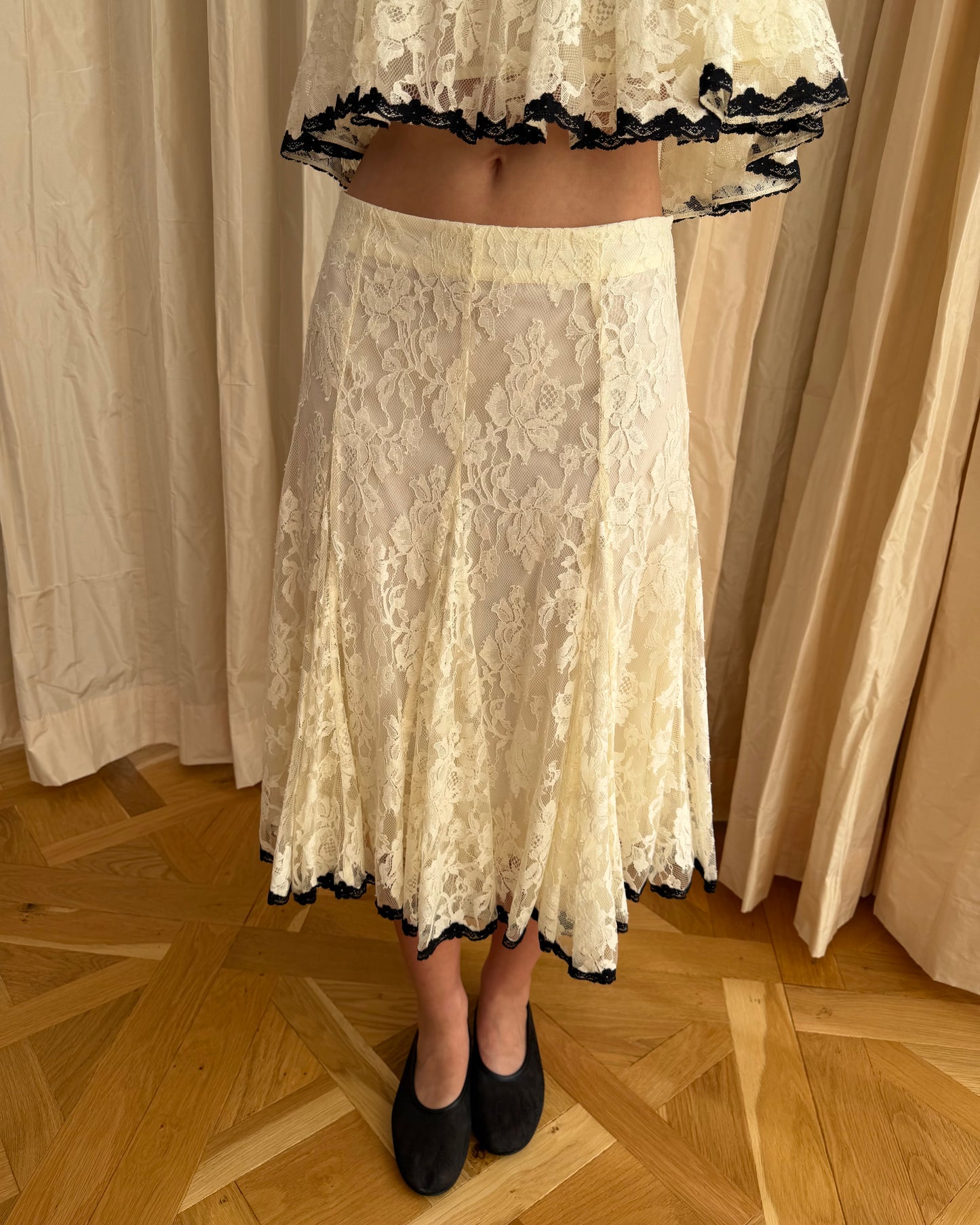 Delilah Skirt - White Lace