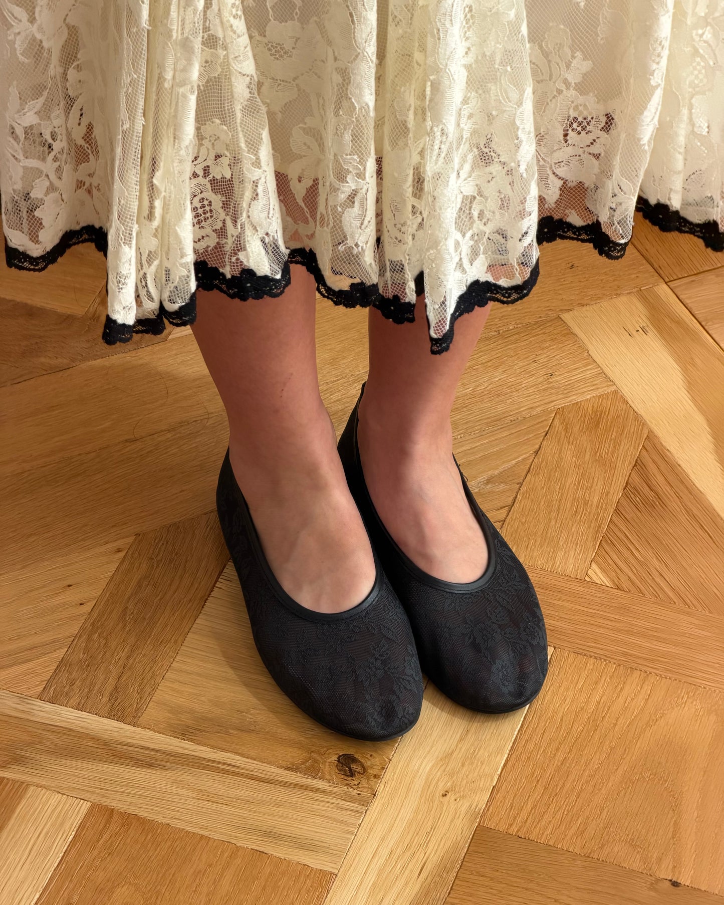 Lace Flats - Black