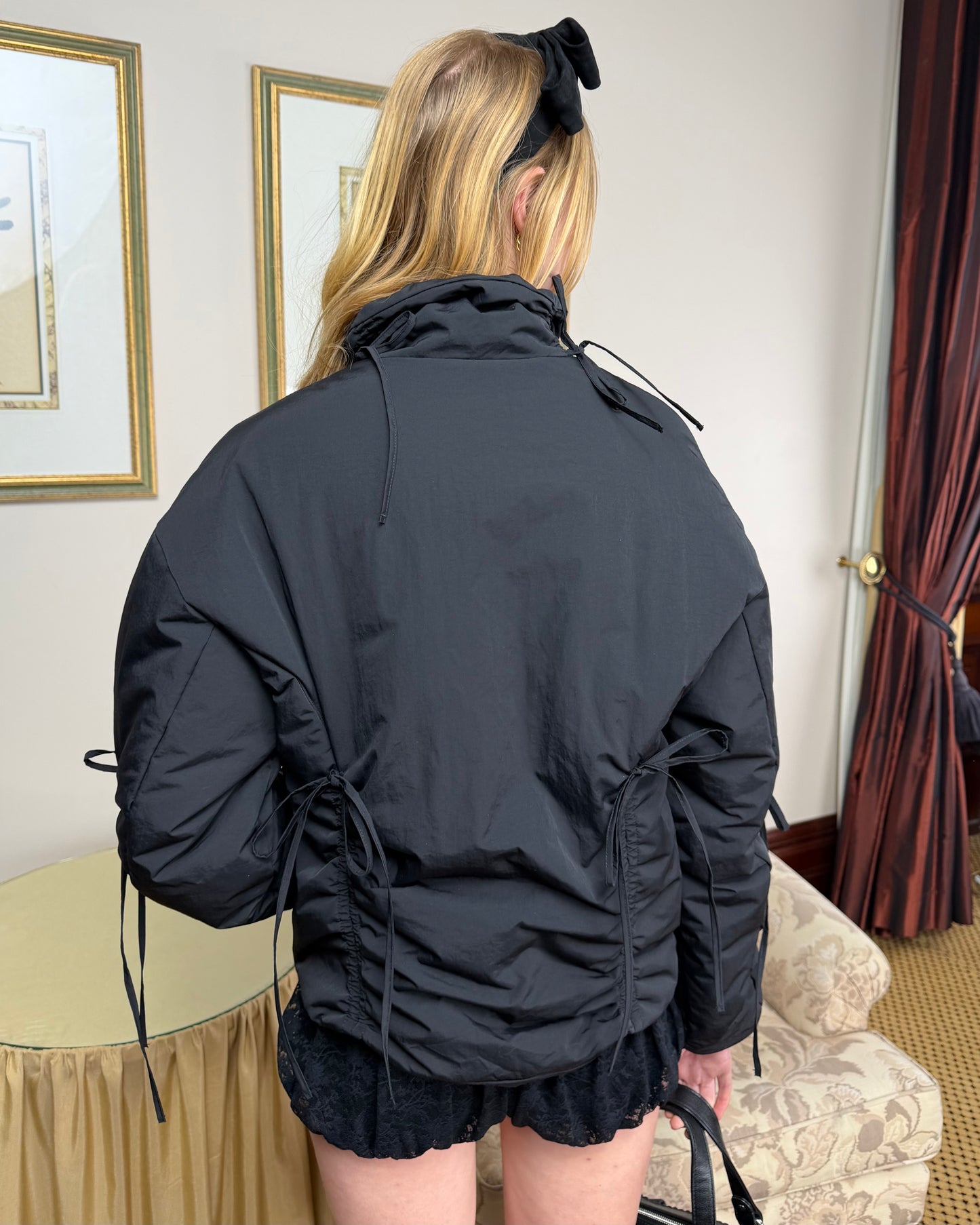 Bow Puffer Jacket - Black