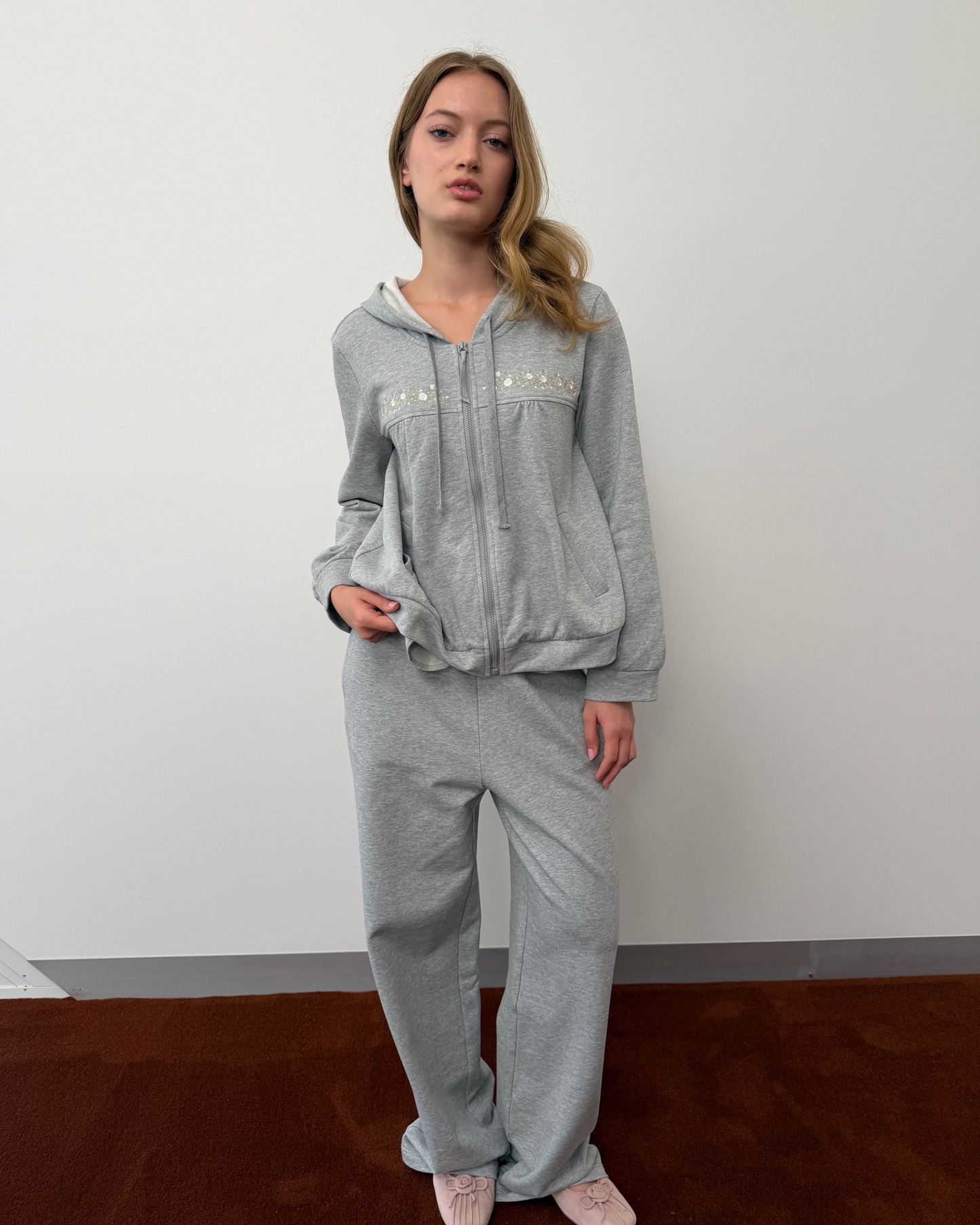 Rosette Vine Embroidery Hoodie - Grey