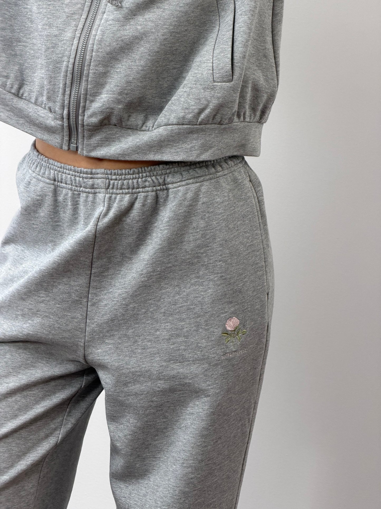 Rosette Embroidery Lounge Pant - Grey