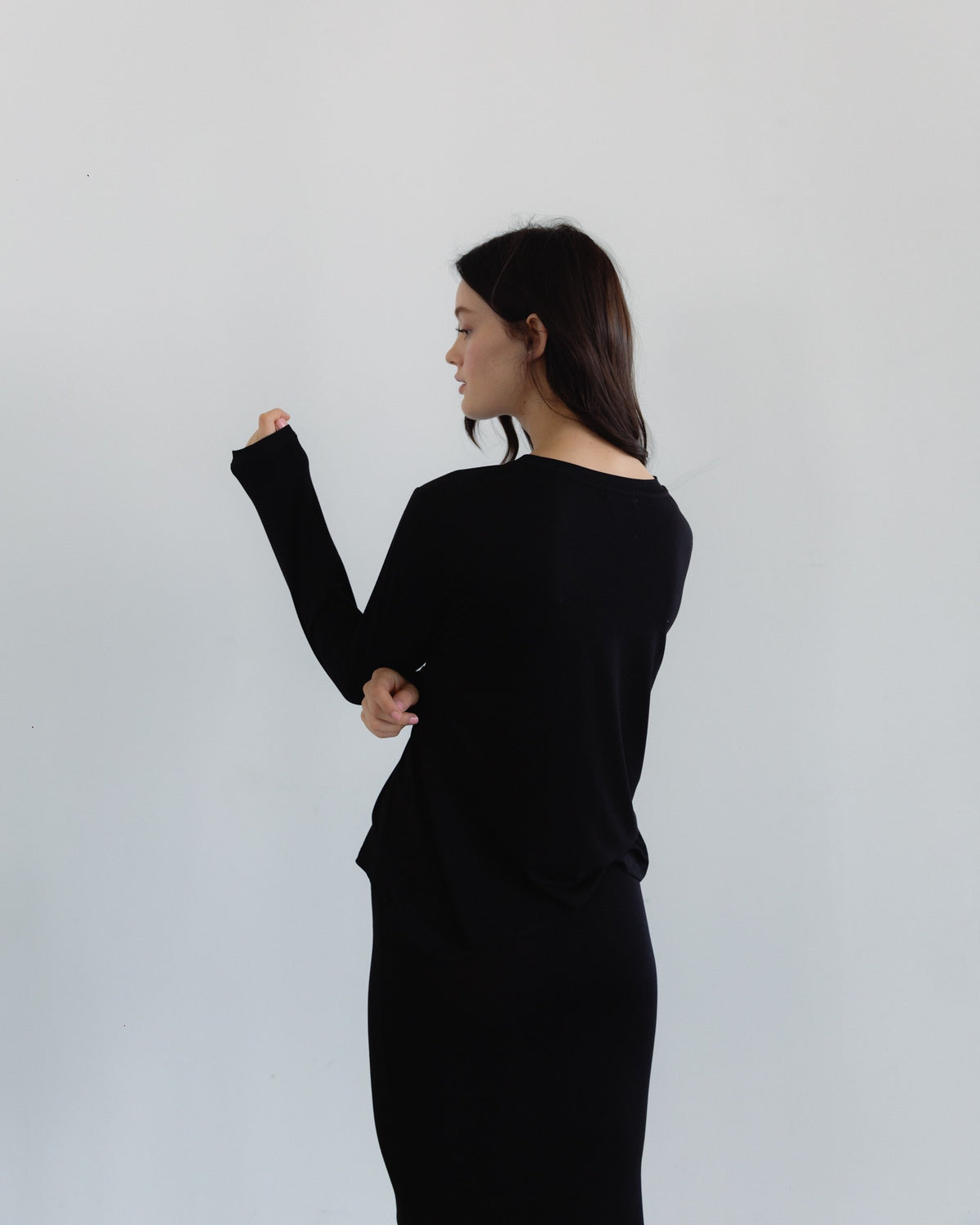 Loose Bamboo Long Sleeve Tee - Black